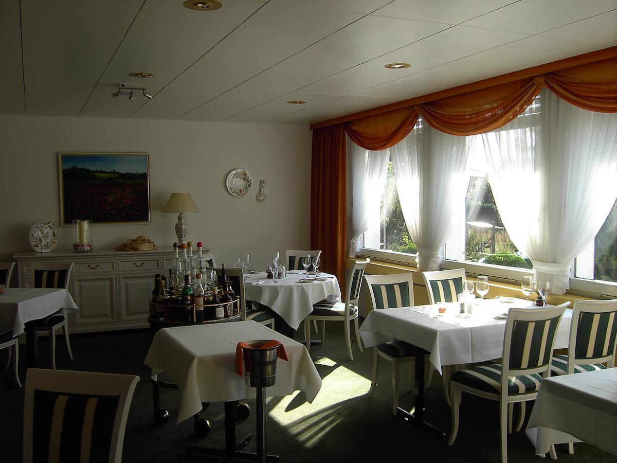 Hotel Restaurant Klosterli Pieterlen Exterior foto